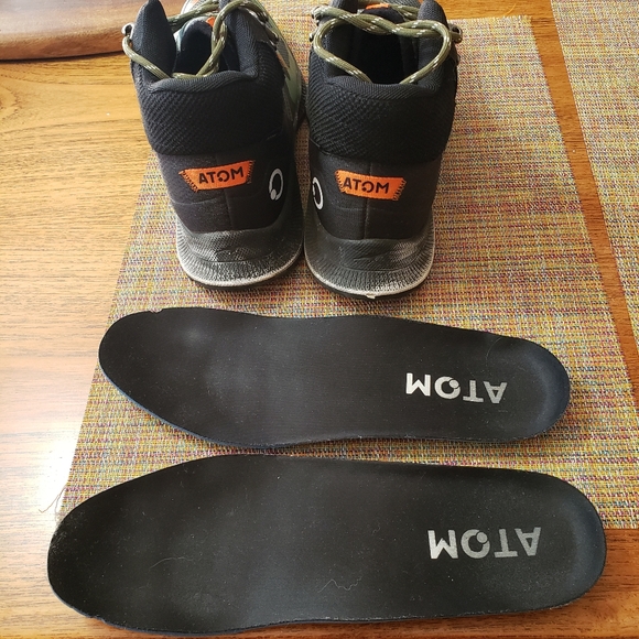 Running shoes - Picture 2 of 4